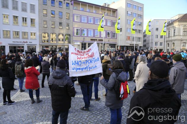 Mehrere Demos Gegen Corona-Maßnahmen In Augsburg