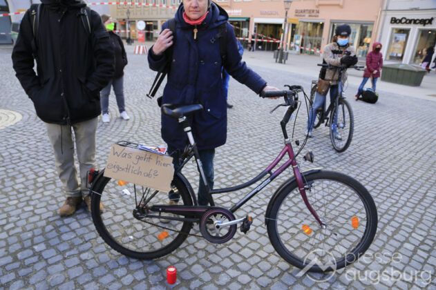 Mehrere Demos Gegen Corona-Maßnahmen In Augsburg
