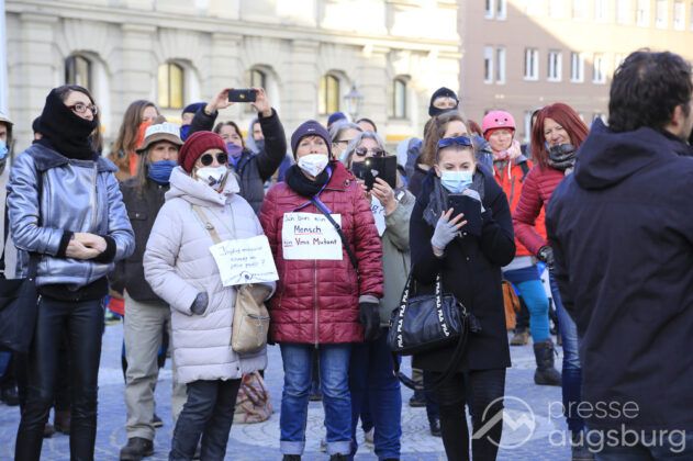 Mehrere Demos Gegen Corona-Maßnahmen In Augsburg