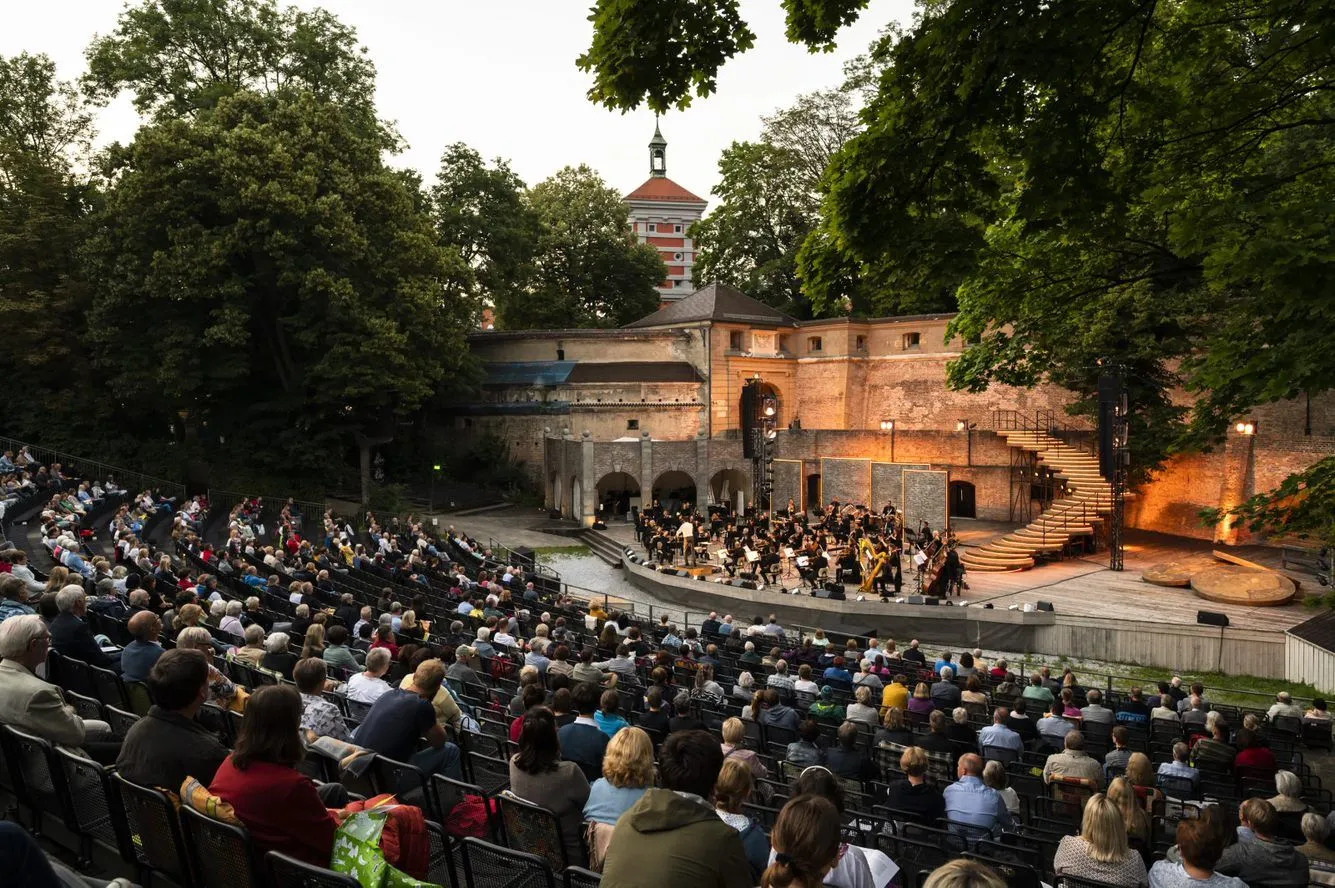 Nach Schließung der Freilichtbühne in Augsburg: Runder Tisch für neue Kulturorte