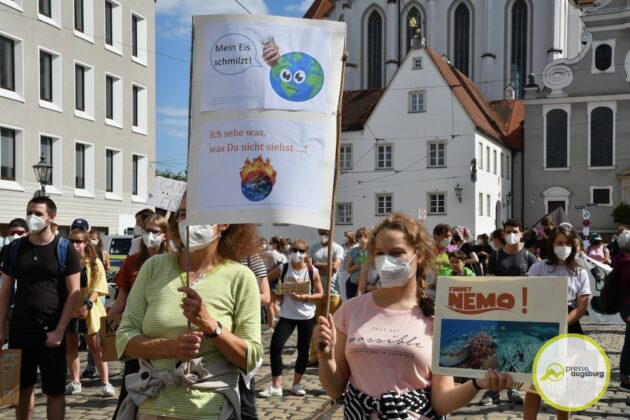 Galerie | Fridays For Future Demonstrieren Zum Jubiläum Des Klimacamps In Augsburg