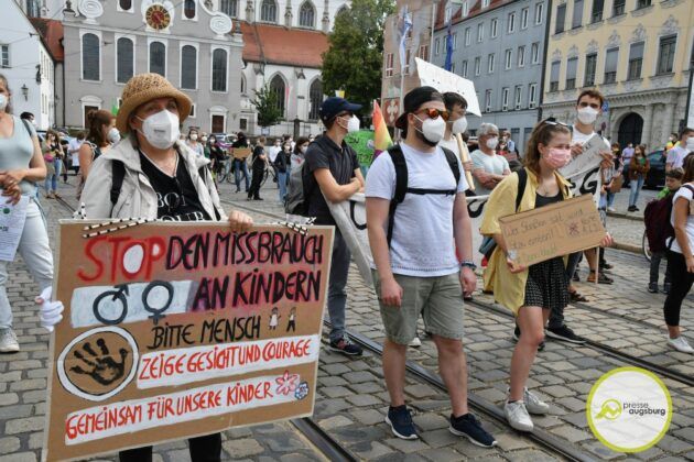 Galerie | Fridays For Future Demonstrieren Zum Jubiläum Des Klimacamps In Augsburg