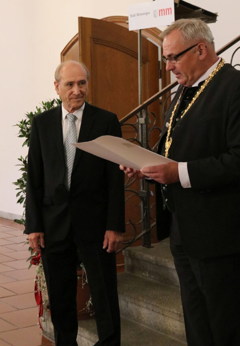 Verdiente Memminger erhalten Ehrenzeichen des Ministerpräsidenten 4 Verdiente Memminger Erhalten Ehrenzeichen Des Ministerpräsidenten