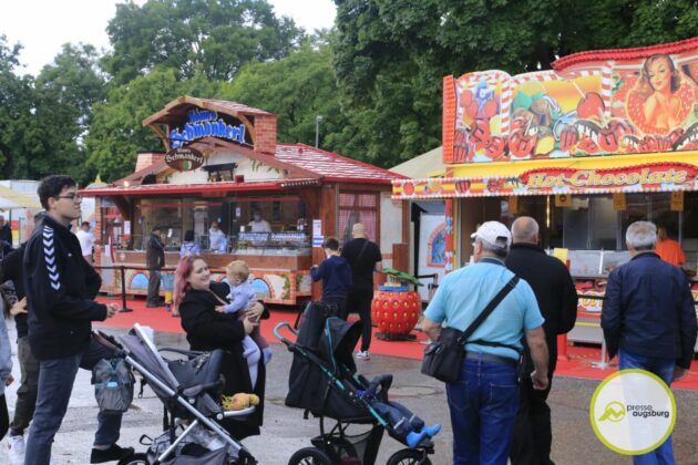 Galerie | Der Augsburger Plärrer Vergnügungspark 2021 Ist Eröffnet