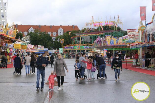 Galerie | Der Augsburger Plärrer Vergnügungspark 2021 Ist Eröffnet