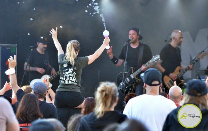 Rock On! | Der &Quot;Sommer Am Kiez&Quot; Startet Mit &Quot;Dritte Wahl&Quot; Und &Quot;Massendefekt&Quot; Durch