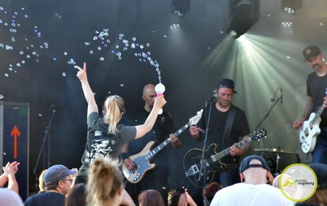 Rock On! | Der &Quot;Sommer Am Kiez&Quot; Startet Mit &Quot;Dritte Wahl&Quot; Und &Quot;Massendefekt&Quot; Durch