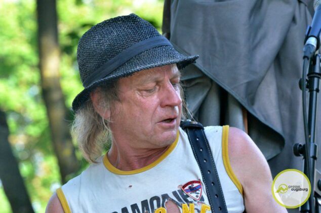 Rock On! | Der &Quot;Sommer Am Kiez&Quot; Startet Mit &Quot;Dritte Wahl&Quot; Und &Quot;Massendefekt&Quot; Durch