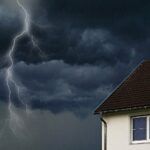 Nach wenigen Sonnenstunden | Deutscher Wetterdienst warnt vor extremen Gewittern im Raum Augsburg und Schwaben
