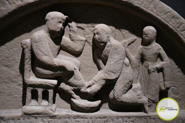 Neue Ausstellung Im Maximilianmuseum Anlässlich 500 Jahre Fuggerei Eröffnet