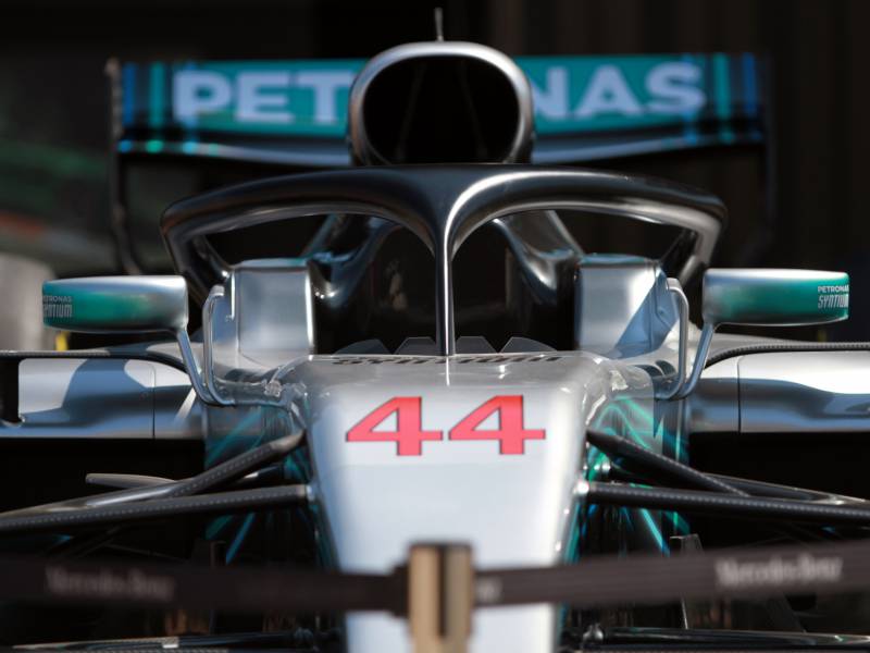 Hamilton Gewinnt Formel 1 Premiere In Katar Wm Weiter Offen