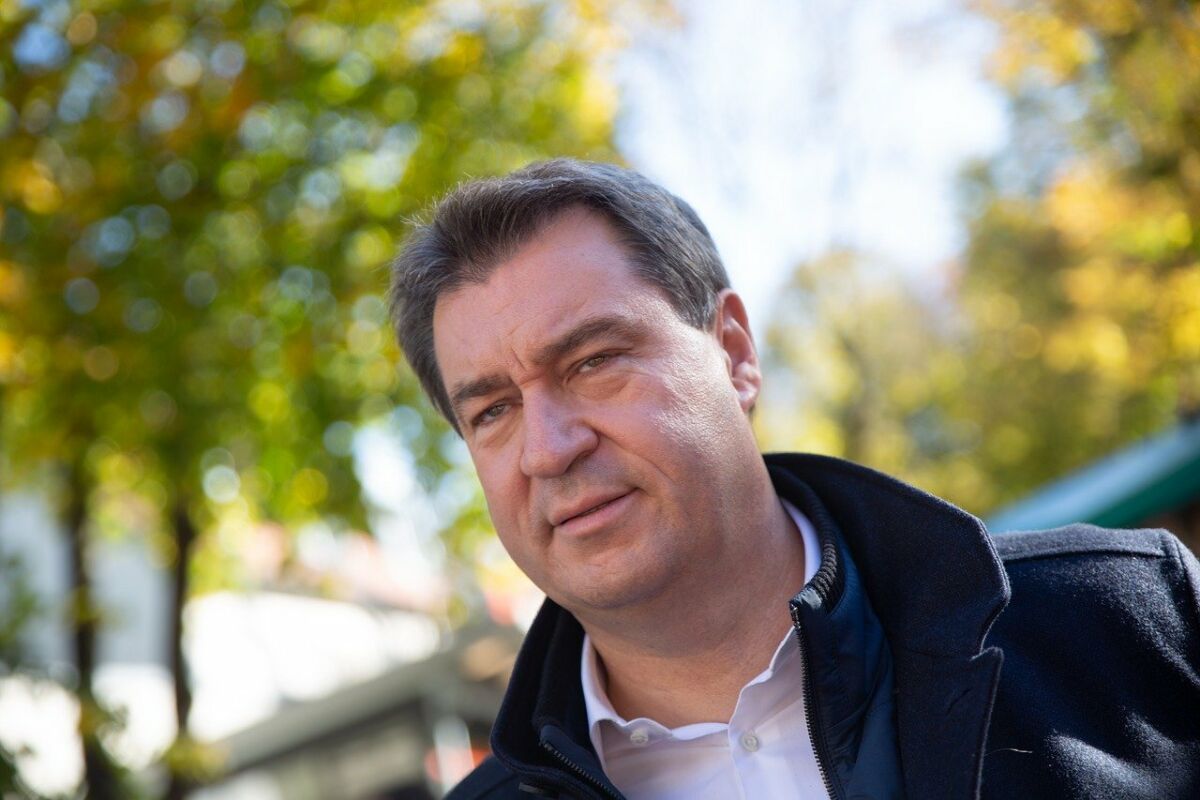 Heute 13 Uhr Live | Kommt 2G-Plus Für Bayerns Gaststätten?