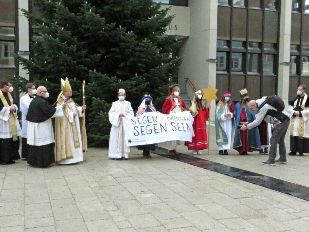 Eröffnung der diözesanen Sternsingeraktion in Schrobenhausen (Foto Viktoria Zäch pba) 7