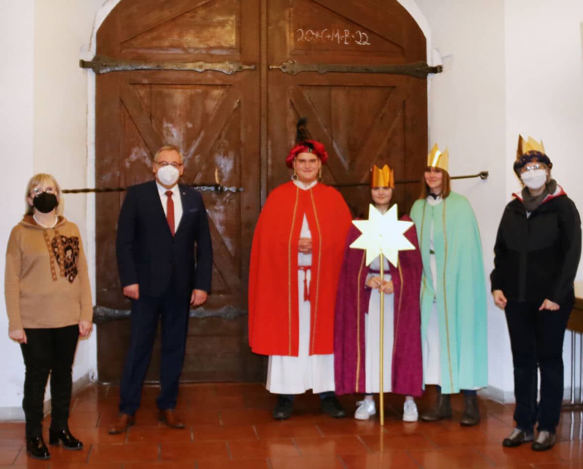 Sternsinger bringen Segenswünsche ins Memminger Rathaus 3 Sternsinger Bringen Segenswünsche Ins Memminger Rathaus