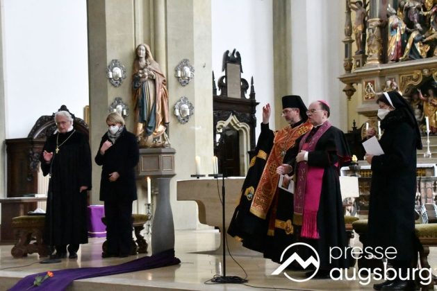 „Mitten Im Leben Sind Wir Vom Tod Empfangen“ - Beten Für Den Frieden In Der Ukraine In Augsburg