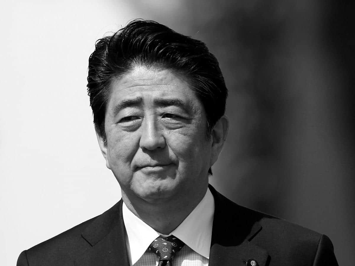 Weltweite Trauer Nach Toedlichem Anschlag Auf Japans Ex Premier