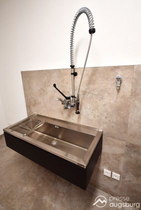 Novum 100: Das Hochwertige Edelstahl Ausgussbecken Von Kune Im Test