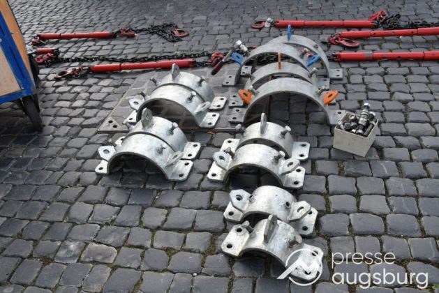 Alle Jahre Wieder | &Quot;Christbaum Für Alle&Quot; Wurde Für Den Augsburger Christkindlesmarkt Aufgestellt