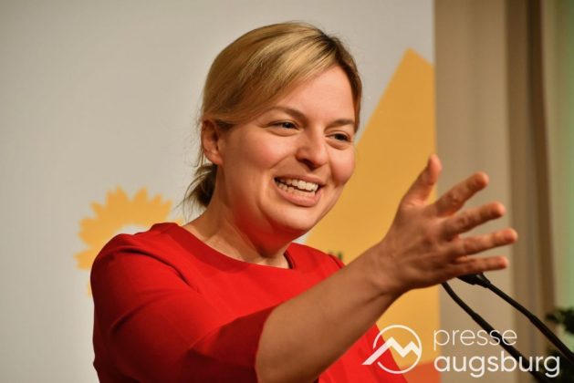 “Diese Zukunft Ist Bunt, Vielfältig, Solidarisch&Quot; - Schulze Spricht Auf Neujahrsempfang Der Augsburger Grünen