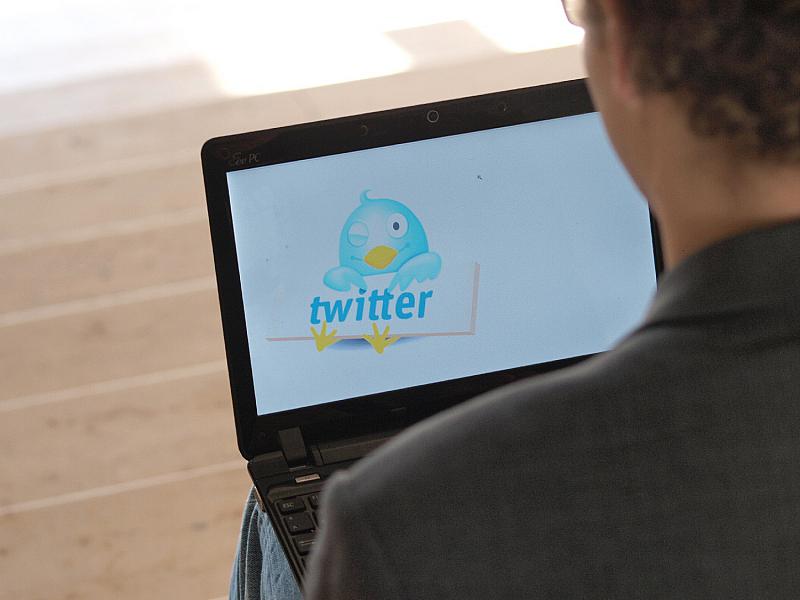 Chebli Begruesst Bussgeldverfahren Gegen Twitter