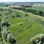 Neues Klimaschutzprojekt im Landkreis Günzburg: Moorrenaturierung in der “Riedlüsse” bei Oxenbronn