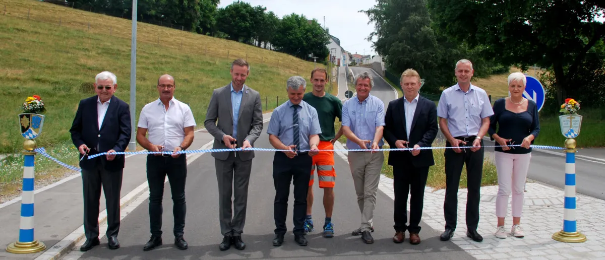 Der Verkehr kann nun sicherer rollen – Ausgebaute Kreisstraße bei Bad Grönenbach freigegeben