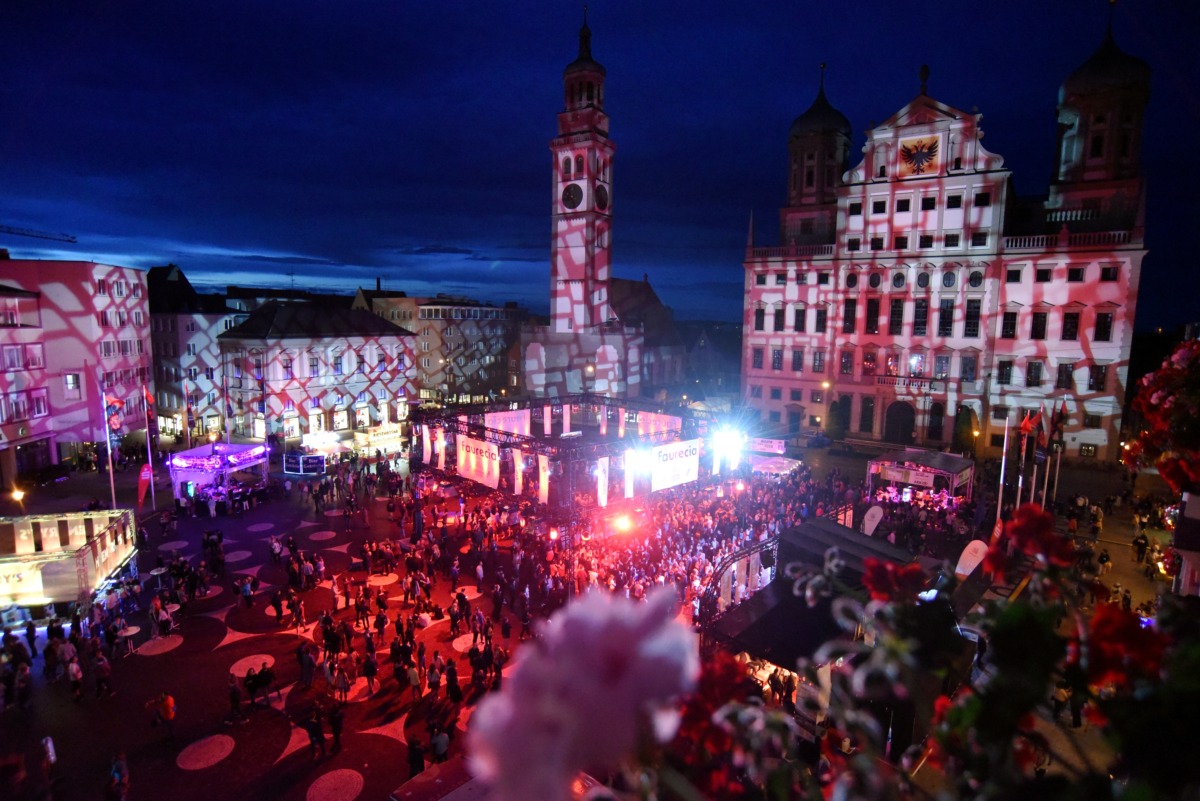 Finale Für Die Playfountain | Band Juli Eröffnet Die Sommernächte! Die Augsburg Marketing-Kolumne, Ausgabe Juni 2023