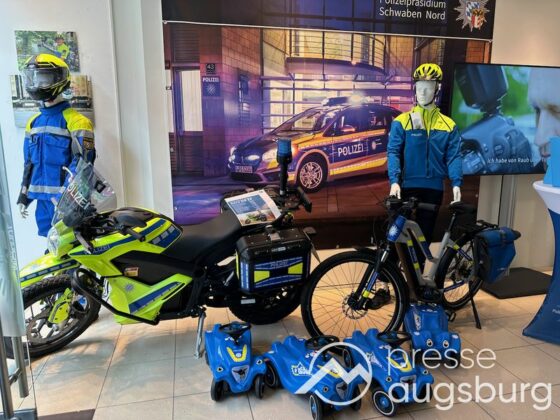 Lob und Kaffee zum 15-jährigen Jubiläum des Polizeipräsidiums Schwaben Nord 36 Lob Und Kaffee Zum 15-Jährigen Jubiläum Des Polizeipräsidiums Schwaben Nord