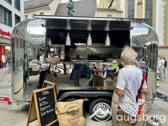 Lob und Kaffee zum 15-jährigen Jubiläum des Polizeipräsidiums Schwaben Nord 62 Lob Und Kaffee Zum 15-Jährigen Jubiläum Des Polizeipräsidiums Schwaben Nord