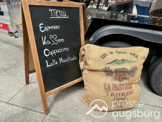 Lob und Kaffee zum 15-jährigen Jubiläum des Polizeipräsidiums Schwaben Nord 61 Lob Und Kaffee Zum 15-Jährigen Jubiläum Des Polizeipräsidiums Schwaben Nord