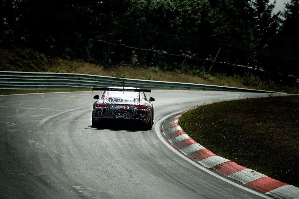 AvD plant mindestens acht Langstrecken-Rennen auf der legendären Nürburgring-Nordschleife