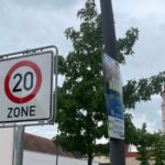Verkehrsberuhigter Geschäftsbereich – In der Altstadt von Nördlingen gilt jetzt Tempo 20