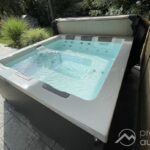 Der Outdoor Whirlpool Infinitas The Grand von Spa Natural im Test