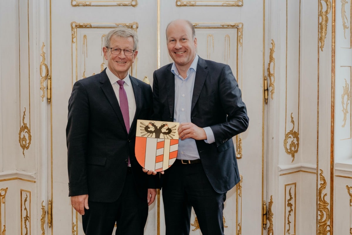 Neugewählter Bezirkstag von Schwaben wählt Martin Sailer erneut zum Bezirkstagspräsidenten