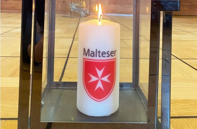 Das Friedenslicht von Bethlehem ist in Memmingen angekommen