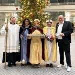 Sternsinger besuchen die Stadtsparkasse Augsburg