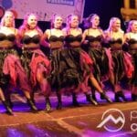 Buntes Faschingstreiben auf dem Augsburger Rathausplatz findet sein Publikum