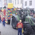 Ausländerfeindliche Parolen gegrölt | Zeugenaufruf nach Vorfall auf Landsberger Faschingsumzug