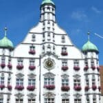 Fast 240 Millionen Euro | Regierung von Schwaben genehmigt den Haushaltsplan der Stadt Memmingen