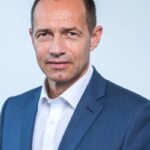 Augsburger Automobilhandelsgruppe AVAG holt früheren Opel- und Hyundai-Deutschland-Chef in den Vorstand