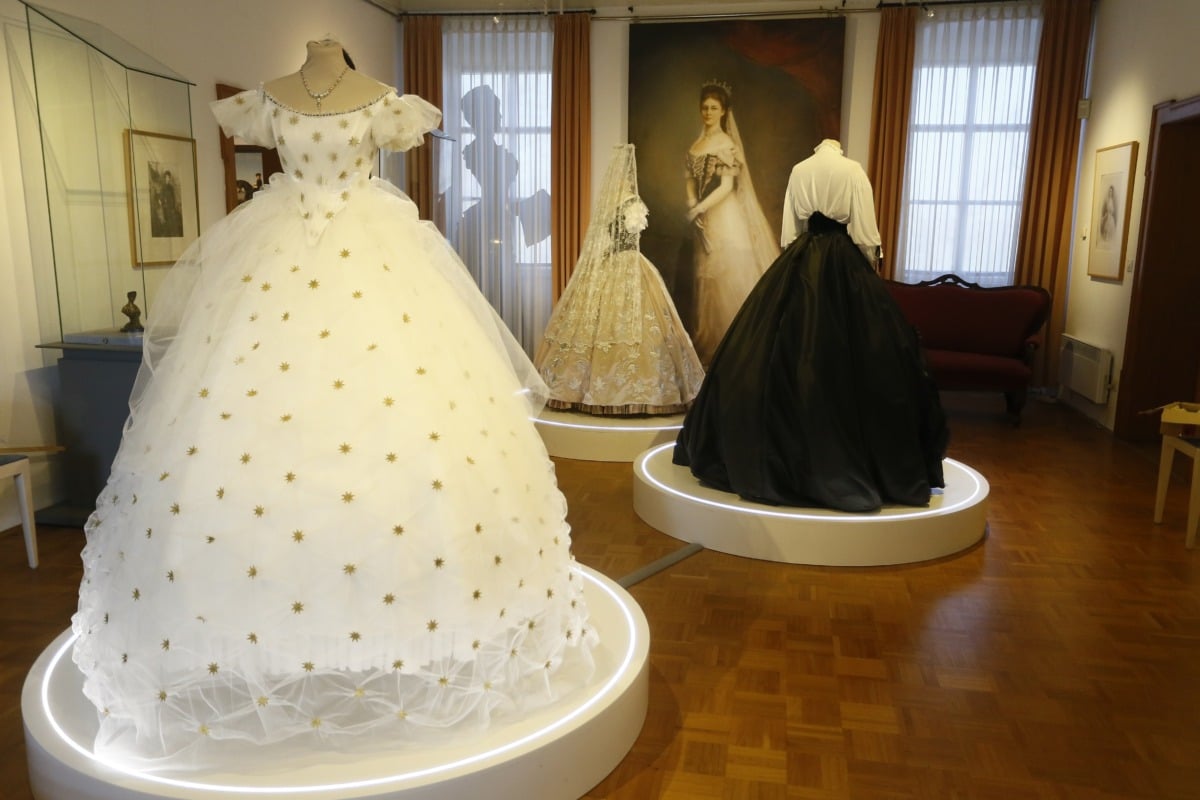 購入禁止Kaiserin Elisabeth im Galakleid 複製画 購入禁止Kaiserin Elisabeth im Galakleid 複製画 - メルカリ