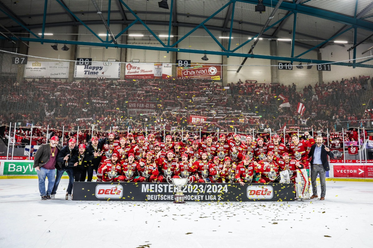 Augsburger Panther Mit Erneutem Klassenerhalt Durch Die Hintertüre