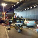 Verkehrsunfall im Luise-Kiesselbach-Tunnel in München | 83-Jähriger wird schwer verletzt
