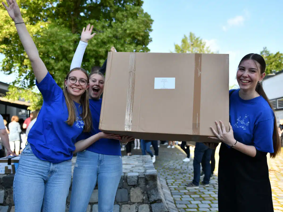 Aussendungsgottesdienst für die Ministrantenwallfahrt aus dem Bistum Augsburg nach Rom
