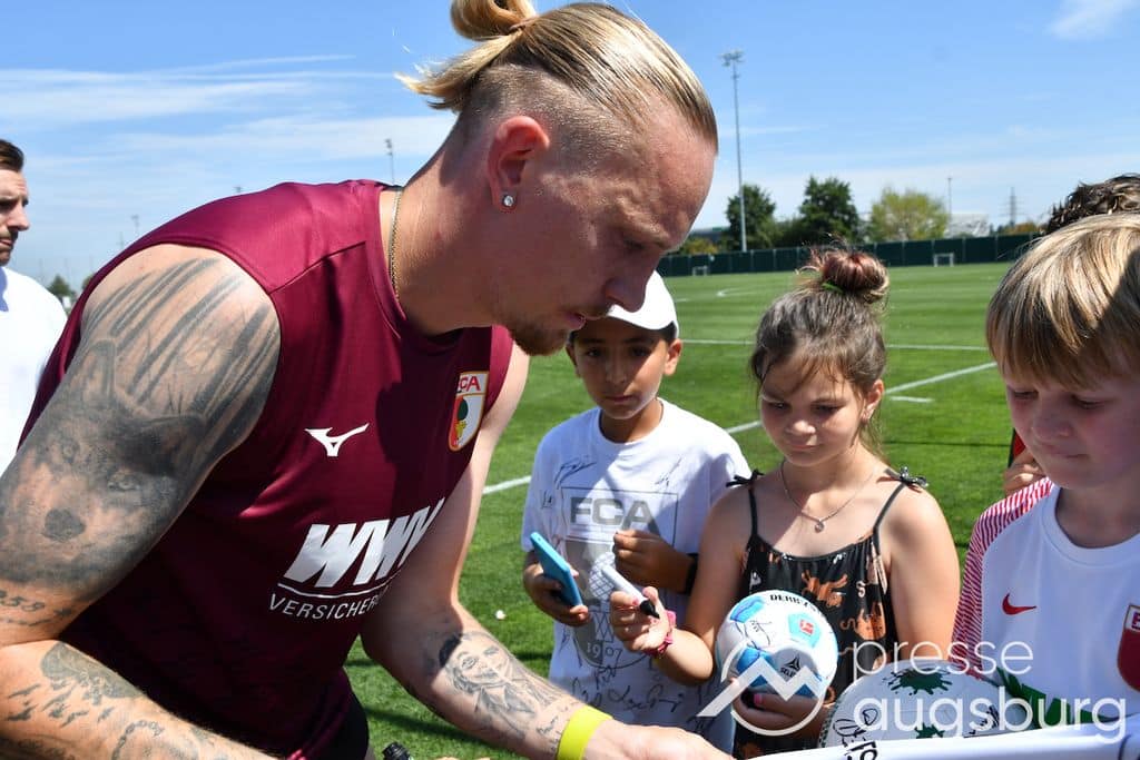Mit Viel Motivation In Die Neue Saison | Der Fc Augsburg Will Gegen Werder Bremen Einen Heimsieg Zum Bundesliga-Auftakt