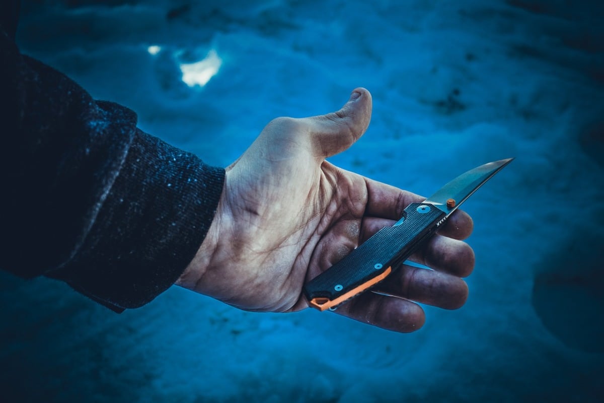 Unbekannte Täter greifen 18-Jährigen in Augsburg-Oberhausen mit dem Messer an 2 Unbekannte Täter Greifen 18-Jährigen In Augsburg-Oberhausen Mit Dem Messer An