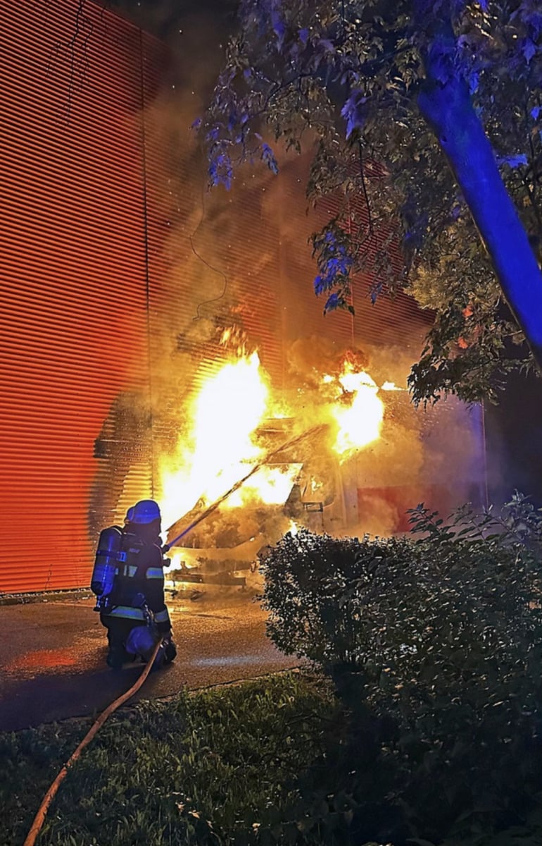 München | Brandserie beschäftigt Einsatzkräfte