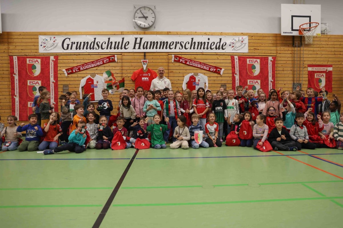 Fc Augsburg Überrascht Erstklässler Im Stadtgebiet Und Landkreis