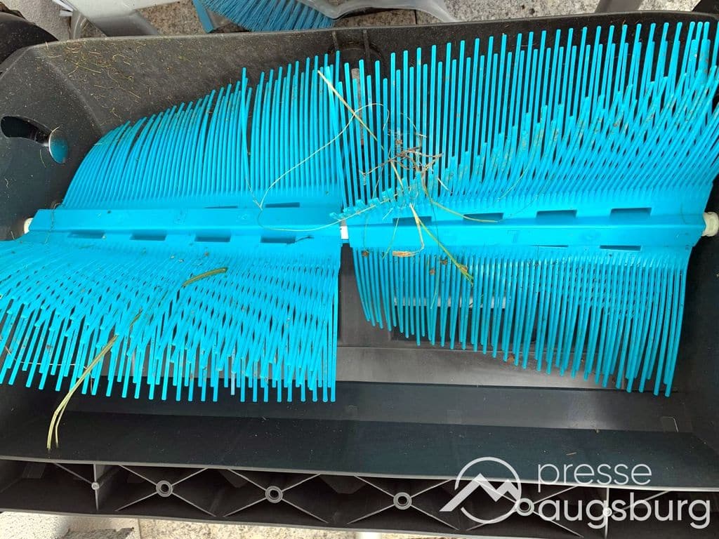 Umweltfreundlich Und Angenehm In Der Anwendung | Der Gardena Laub- Und Rasensammler Im Presse Augsburg-Test