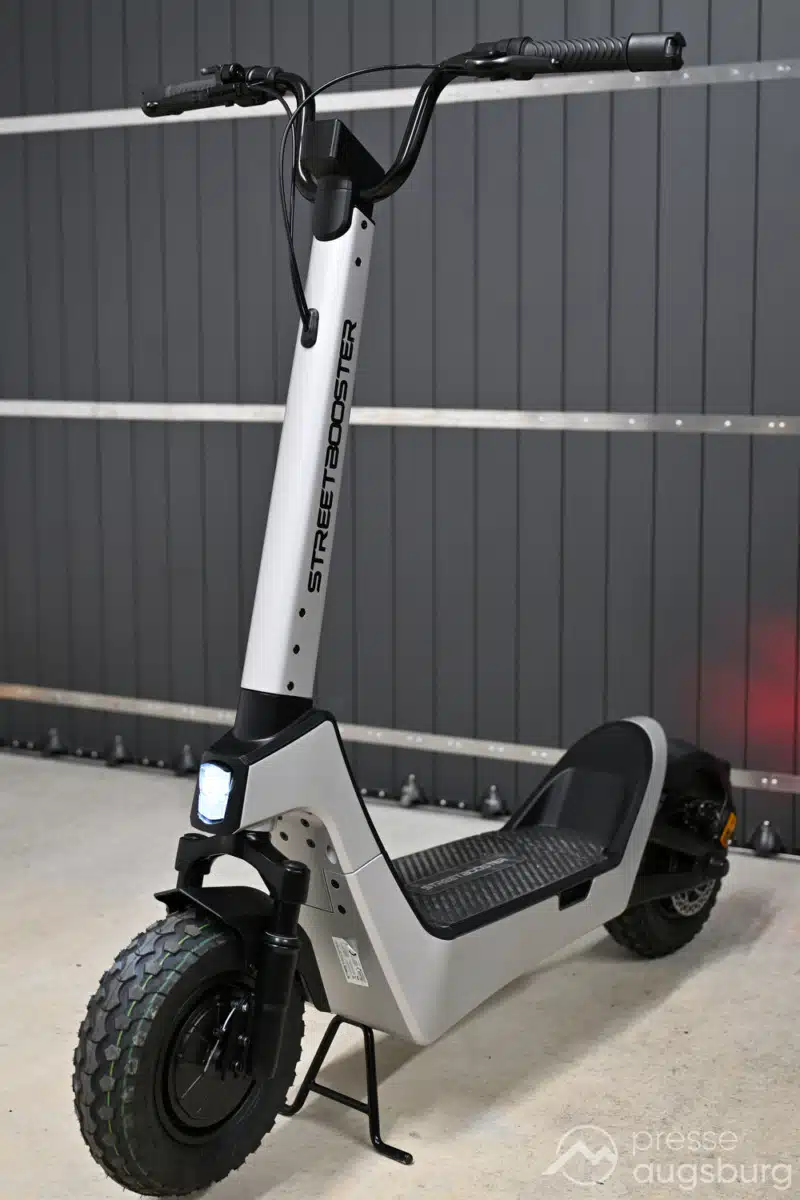 Der Streetbooster Pollux: Leistungsstarker Outdoor E-Scooter im Test
